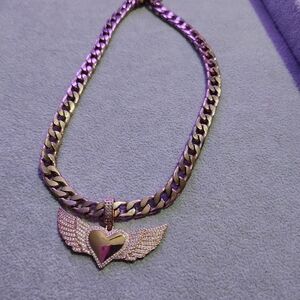 Pave wings w/ heart brass w/ 18k rose gold plated